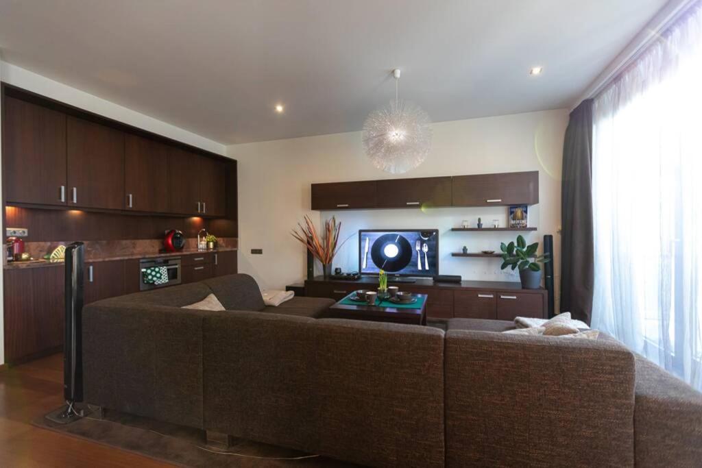 Cozy River-Side Apartment Right In Рига Экстерьер фото